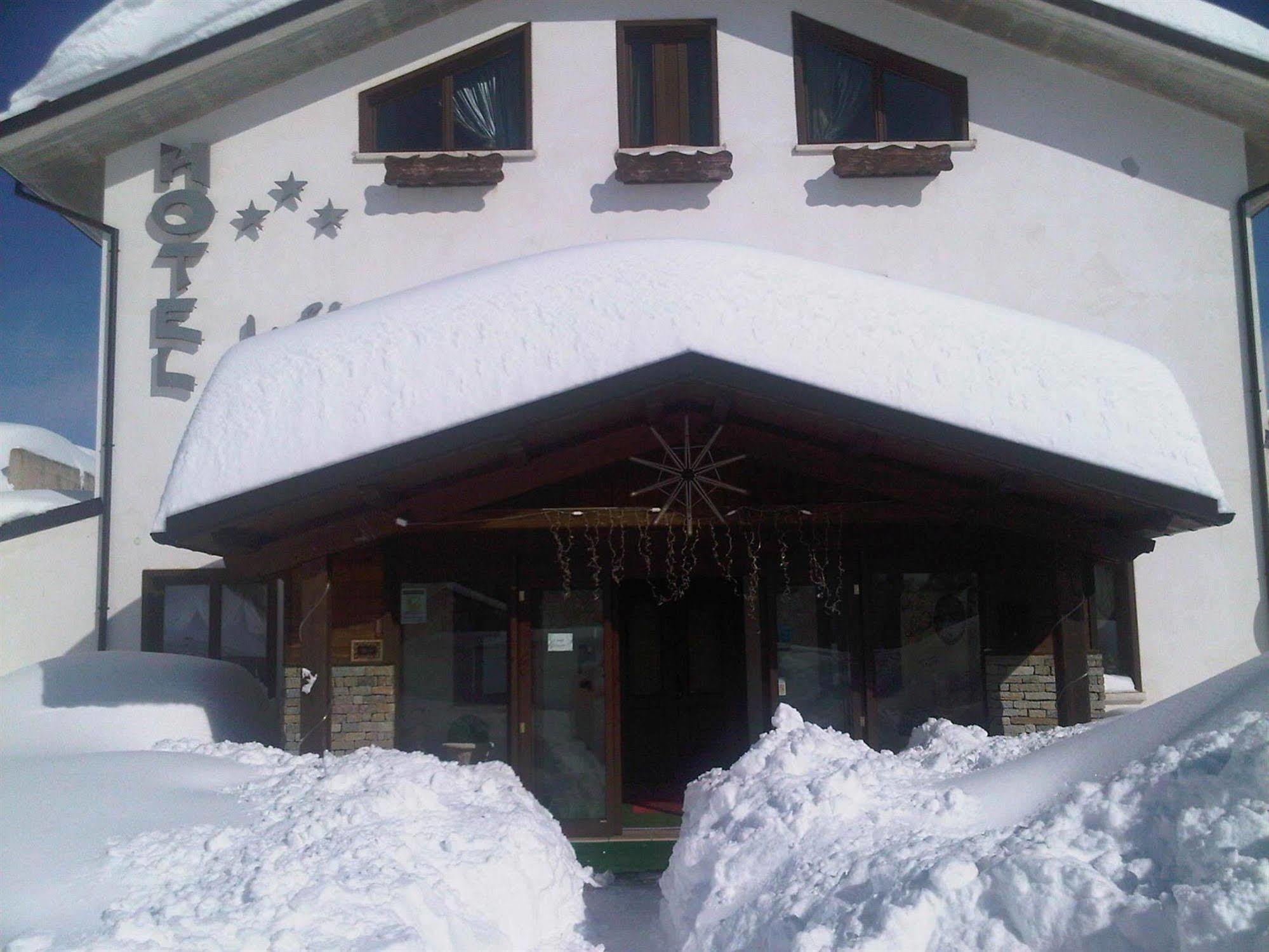 Hotel Lusi Roccaraso Exterior photo